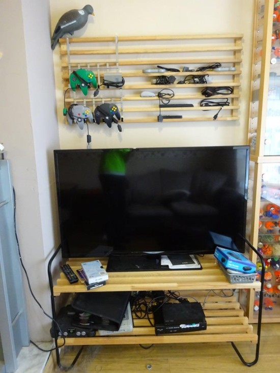 Bodo TV unit