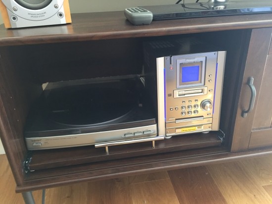 How to hack a turntable stand from the IKEA TOCKARP TV unit