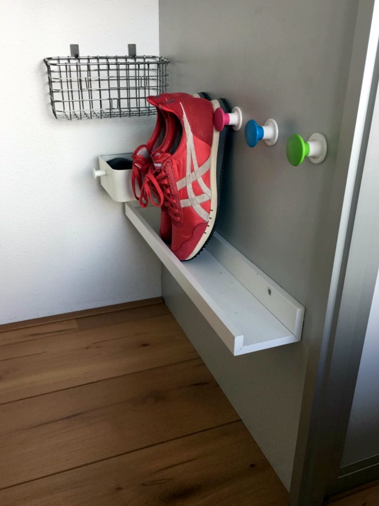 Shoe shelf for small spaces